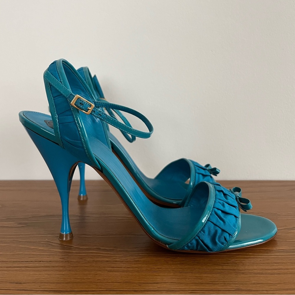 Viktor & Rolf Ruched Satin Patent Leather Bow Ribbon Heels - Picture 11 of 16